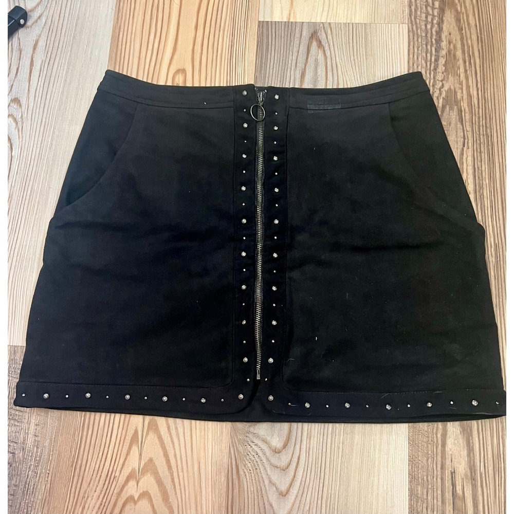 American Eagle Black Faux Suede Studded Zip Front Mini Skirt Womens 6 Moto Edgy